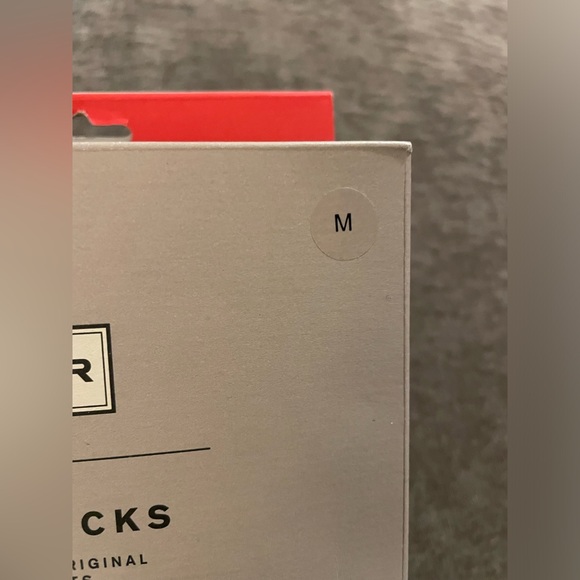 New women’s Hunter tall black rain boots w/ socks - Picture 15 of 15